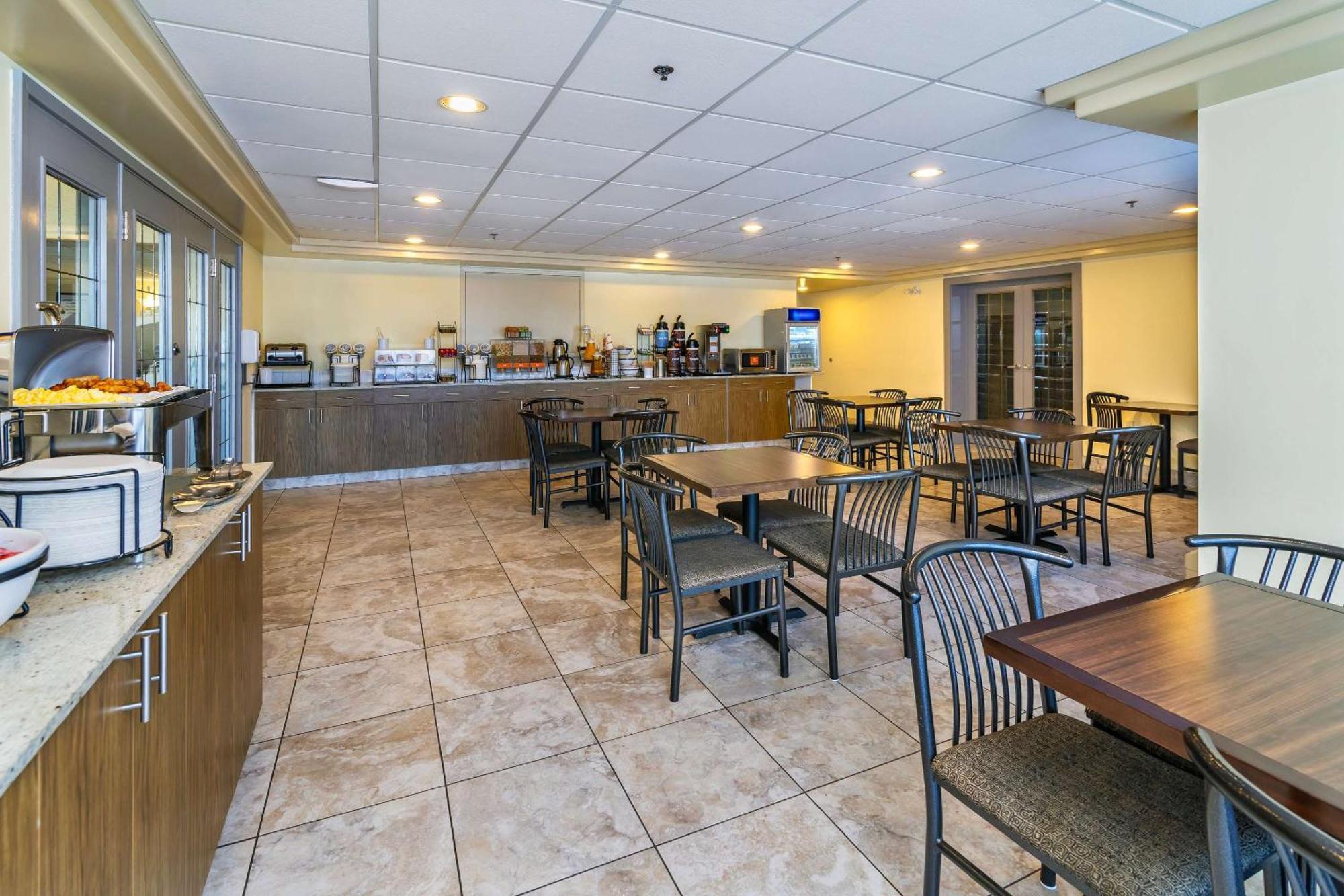 Comfort Inn & Suites Moose Jaw Zewnętrze zdjęcie