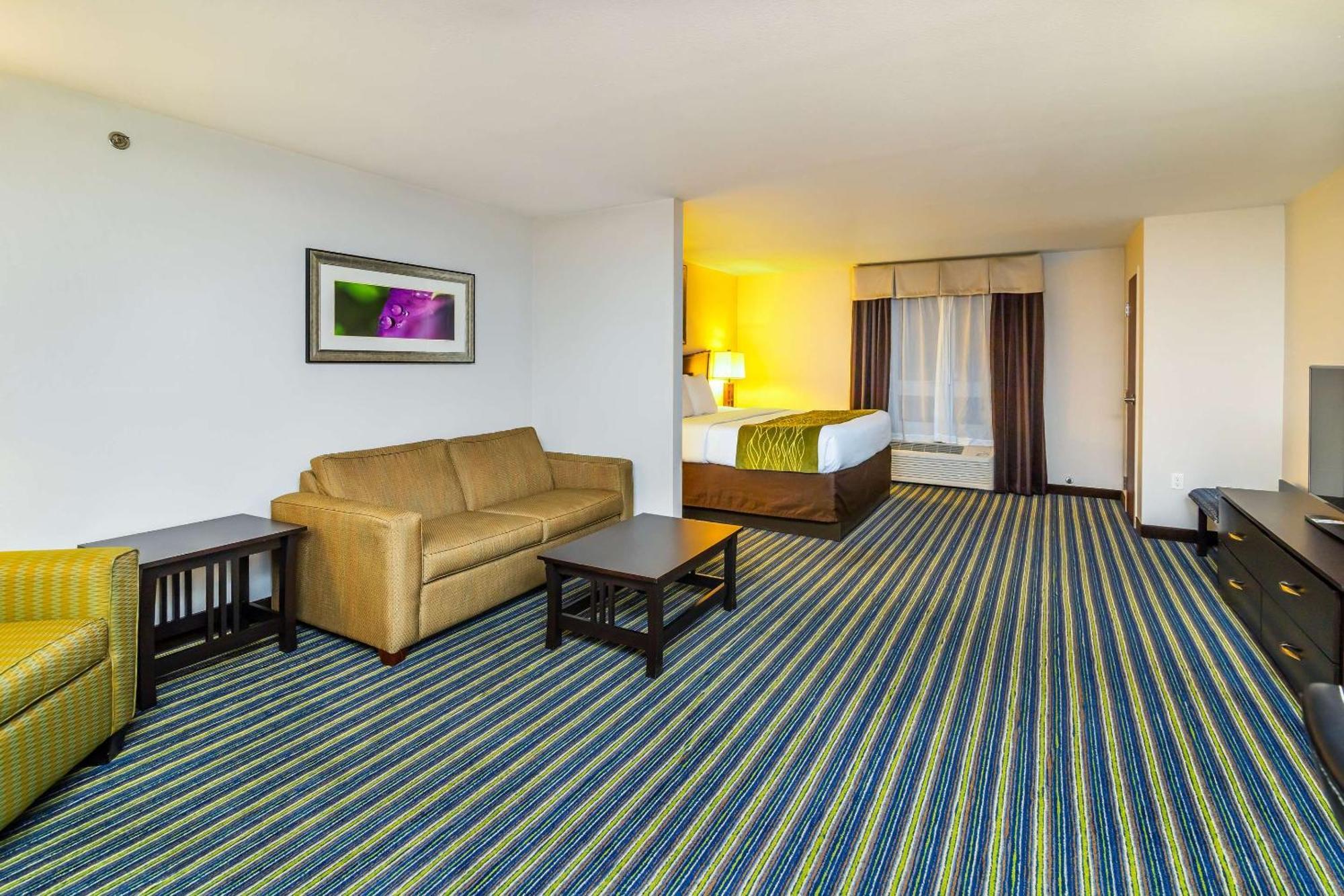 Comfort Inn & Suites Moose Jaw Zewnętrze zdjęcie